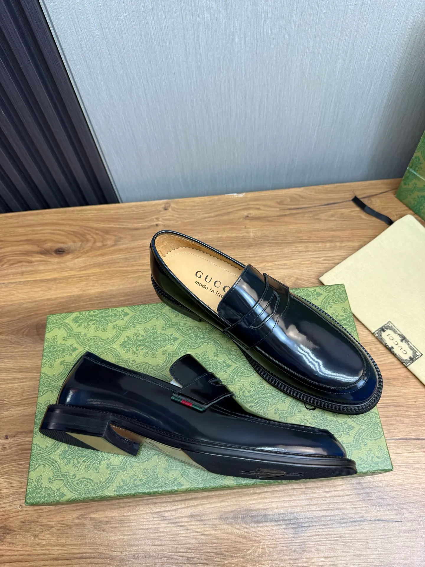 Factory price 520💰 ＧＵＣＩＩ Men's business casual leather shoes, luxurious and noble👞All imported original brand leather, just to create a more comfortable wearing experience, upper: original cowhide ➕Imported full cow lining, original outsole ✔️36-45 (45 non-returnable)